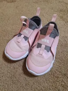 Item thumbnail for item 0c3feaf3-edc8-474a-8633-08128a6ec794