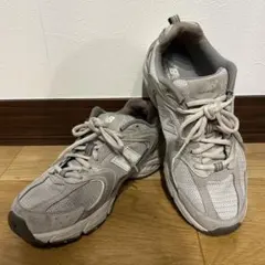 Item thumbnail for item 271b7a8a-f1cd-43e5-843d-7811626b3c10