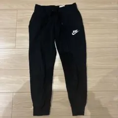 Nike ブラック スタンダードフィット パンツ キッズM size