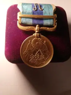 第二次世界大戦'従軍記章 支那事変従軍記章・・・戦前の日本勲章｜【くらや】骨董品などの遺品