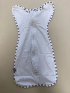 マホウノオクルミ　スワドル ジッパー式おくるみ グレー