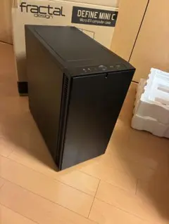 ジャンク扱いFractal Design Define Mini C PCケースのサムネイル