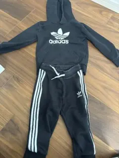 adidas フード付きジャージセット 110cm ブラック