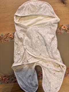 ジェラートピケ　フード付きおくるみ