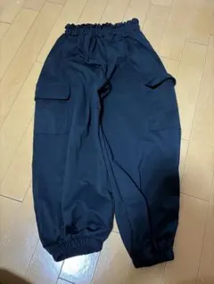 西松屋　女児　ズボン　黒　140センチ