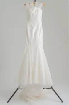 ウェディングドレス マーメイドライン5～9T ビーズ装飾 背中サイズ調整可