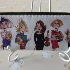 ❣️横長ポーチ❣️ロラライハリス、ハンドメイド