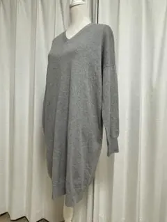 グレー Vネック ニットワンピース