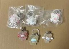 サンリオ ふわふわスノー ラテクマ めじるしアクセサリー