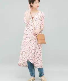 ● アーバンリサーチロッソ　小花柄　フラワー　ガウンワンピース　F