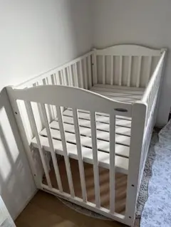 IKEA ベビーベッド SUNDVIK マットレス付き - メルカリ