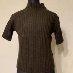 COMME CA BOYSダークブラウン リブ編み 半袖ハイネックニット