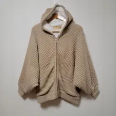 CECI McBEE ふわふわ裏起毛厚手フード付きベージュジャンパー