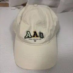 adidas スナップキャップ　（ベージュ）