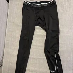 Nike Pro ブラック レギンス