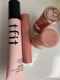 コスメまとめ売り　クレド　シャネル　fwee LAKA ロムアンド　など