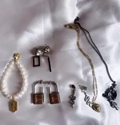 GYDA ピアス ネックレス ブレスレットセット