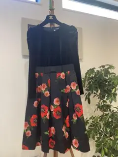 極美品 エムズグレイシー上品な花柄ワンピース