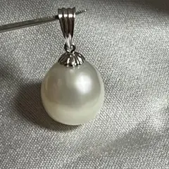 南洋パール　ペンダントトップ　バロックPt900 大粒