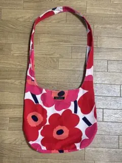 marimekko マリメッコ　ウニッコ　ショルダーバッグ