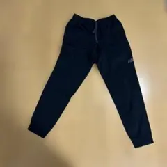 New Balance ブラック スウェットパンツ