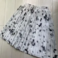 新品♡タグ付お値下　ジャスグリッティーモザイク柄フラワープリントプリーツスカートのサムネイル