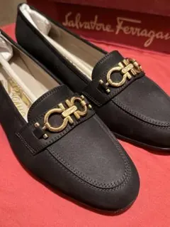 2025年最新】フェラガモ 24.5の人気アイテム - メルカリ