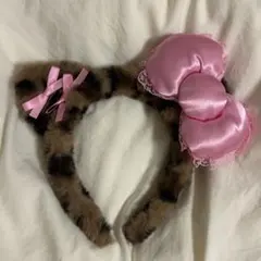 カチューシャ　ヒョウ柄　キティのサムネイル