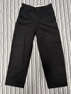 美品　UNIQLO U ワイドフィットチノ ブラック M