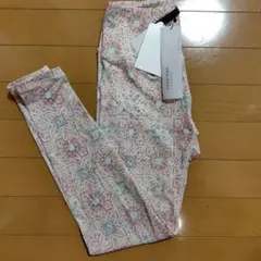 新品　suria レディース　スパッツ　タイルパターン　ピンク
