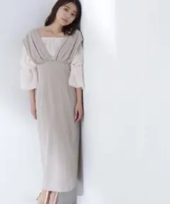 Vネックギャザーナロージャンスカ　ナチュラルビューティーベーシック