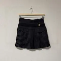 ブラック プリーツスカート D型金具付き