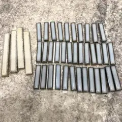 タイル　長方形　白系