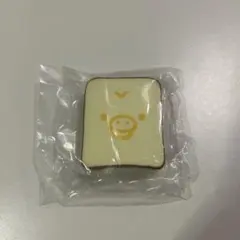 リラックマパンマスコット　食パン（キイロイトリ）