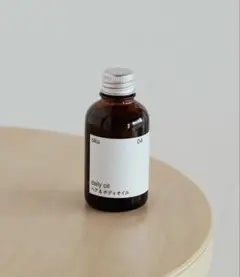 【未使用】nous エッセンシャルオイル ロールオン　小田切ヒロ オイル 未使用】nous エッセンシャルオイル ロールオン 小田切ヒロ オイル