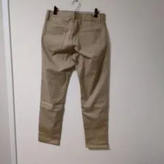 ユニクロ　チノパン　ベージュ　L