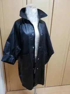 YG　合皮ジャケット　★黒★極美品★ドロップショルダー