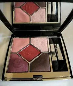 Dior アイシャドウパレット　サンククルール　クチュール　879