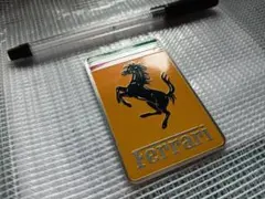 Ferrari (フェラーリ) エンブレムプレート 縦8cm×横5cm アルミ製