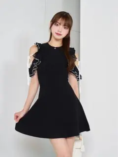 【10日まで限定お値引き中】Darich フリルリボンニットワンピース