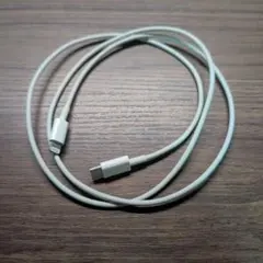Lightning to USB-C ケーブル ホワイト