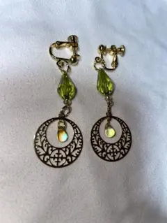 ハンドメイド・イヤリング/001