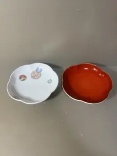 2463 深川製磁　寿赤絵　梅型　皿　2客