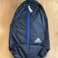 adidas ワンショルダーバッグ　キッズ　ジュニア