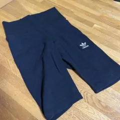 adidas 黒 ハーフレギンスSサイズ