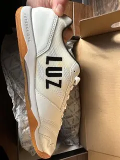 Item thumbnail for item 841c4610-3486-4573-9fc2-632373909a03