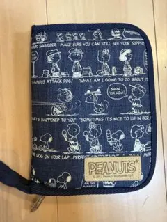 PEANUTS スヌーピー 母子手帳ケース マルチケースのサムネイル