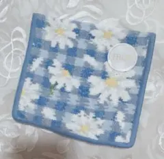 LOVERARY BY FEILER ラブラリーマーガレット ハンカチポーチ