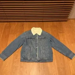 《タイムセール》GU ジーユー　ボア襟付き　デニムジャケット
