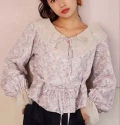 ナイスクラップ　niceclaup 花柄フリルブラウス 長袖 ピンク